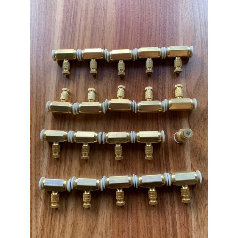 bộ 20 béc cộng đế , gồm 19 đế thẳng và 1 đế cuối và 20 béc đồng