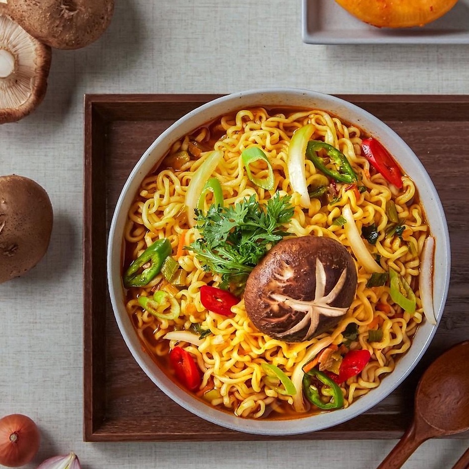 Lốc 5 gói mì Jin cay Ottogi 120g