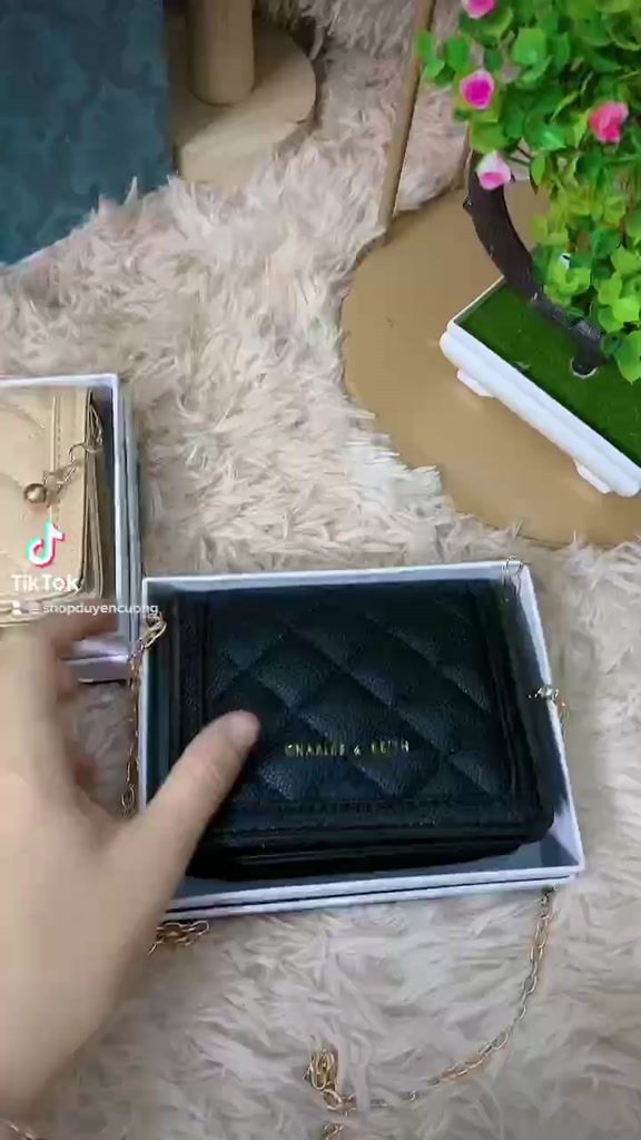 XẢ KHO GIÁ SỐC Ví XÊ KA trám xích mini size 10cm chất đẹp có hộp shopduyencuong | BigBuy360 - bigbuy360.vn