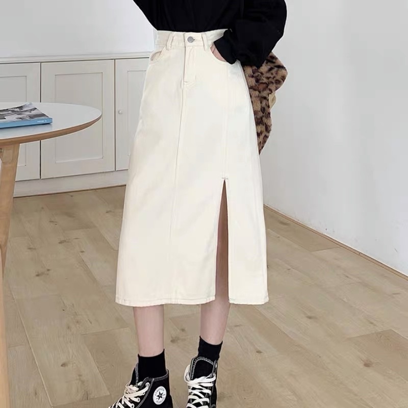 chân váy jean/ denim A-line xẻ tà SẴN