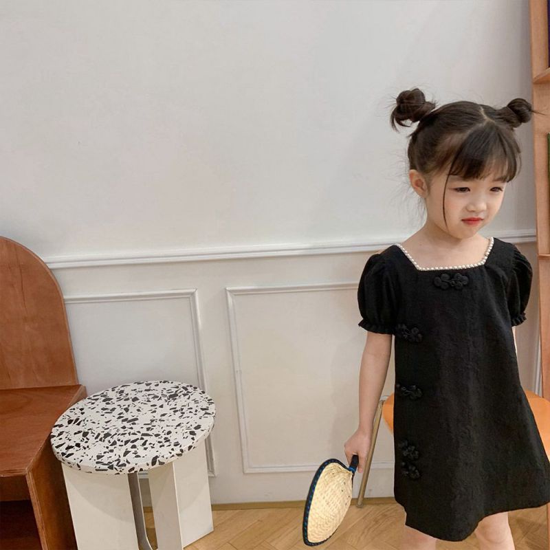Đầm Sườn Xám Tay Phồng Đính Ngọc Trai Màu Trơn Thời Trang Mùa Hè Se7en Cho Bé Gái