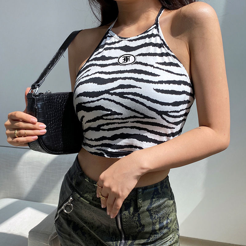 Áo Croptop Cổ Yếm Dáng Ôm Quyến Rũ