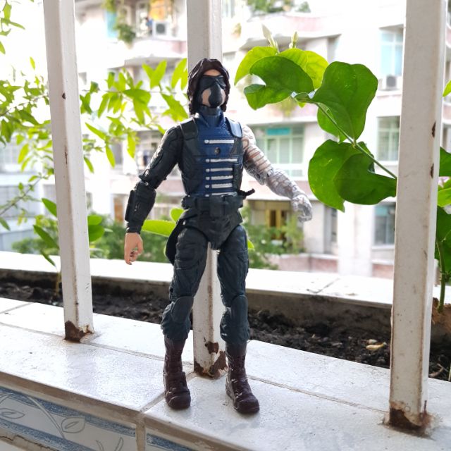 Mô hình bucky winter  đồ chơi siêu nhân