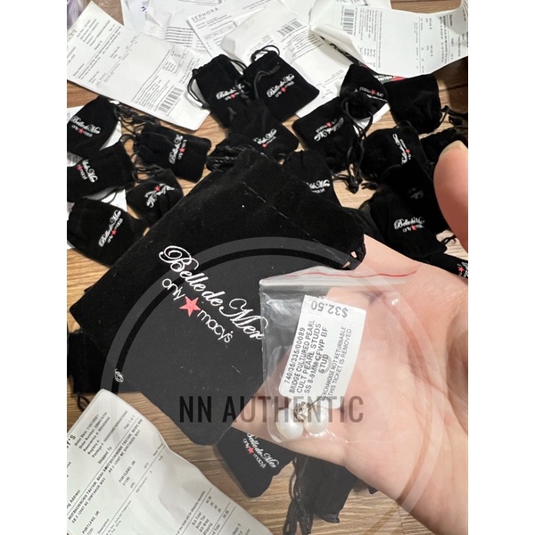 Phụ kiện hoa tai