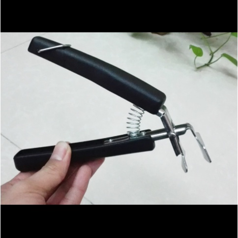 Rér●Giá Đỡ Kẹp Bát Đĩa Chống Bỏng Tiện Dụng Cho Lò Vi Sóng