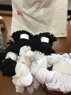 Sale set 7 đôi tất UNIQLO AUTH