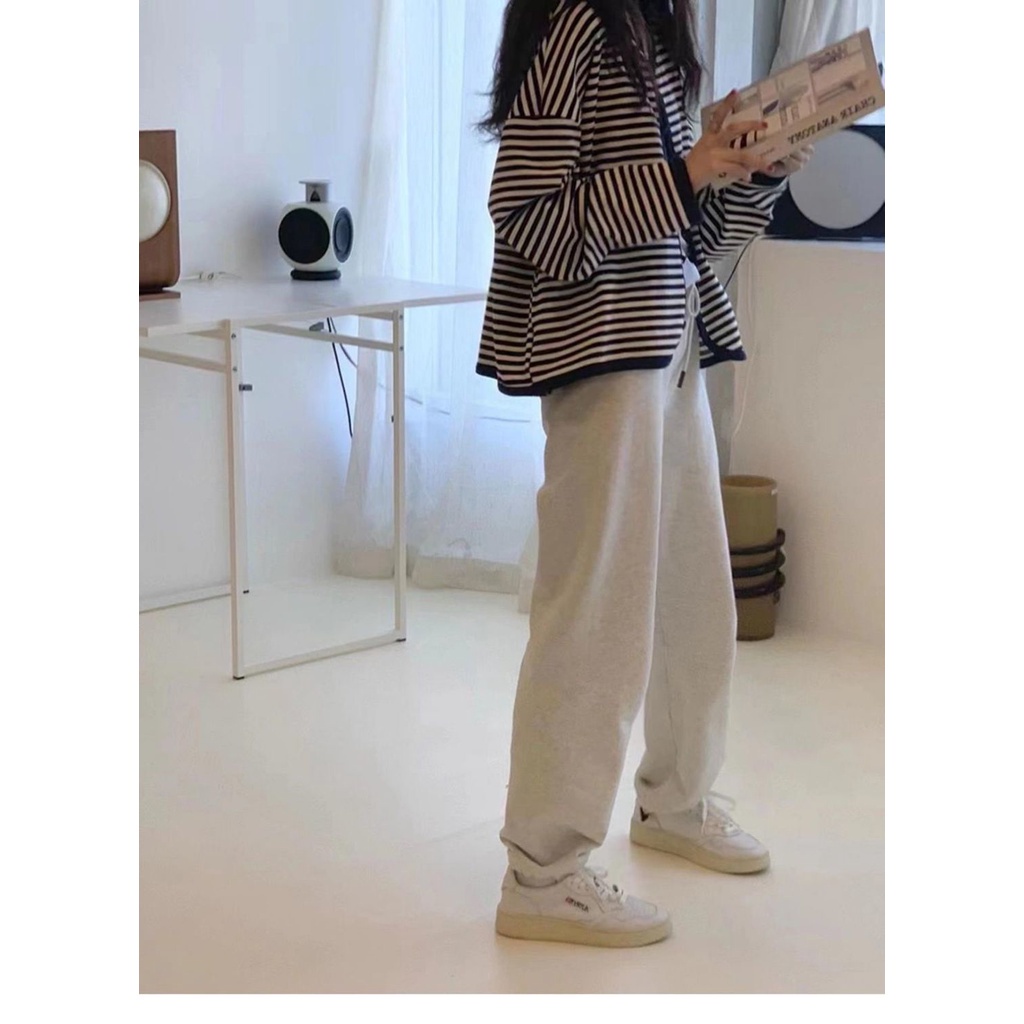 Áo khoác kẻ sọc phong cách Hàn Quốc xinh xắn thời trang cho nữ