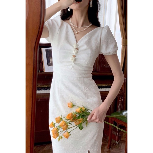 Đầm trắng dự tiệc ôm body xẻ tà CV04