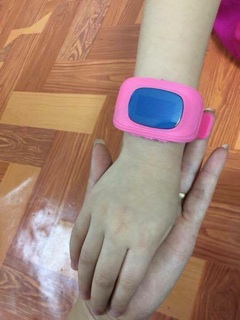 Đồng hồ định vị trẻ em