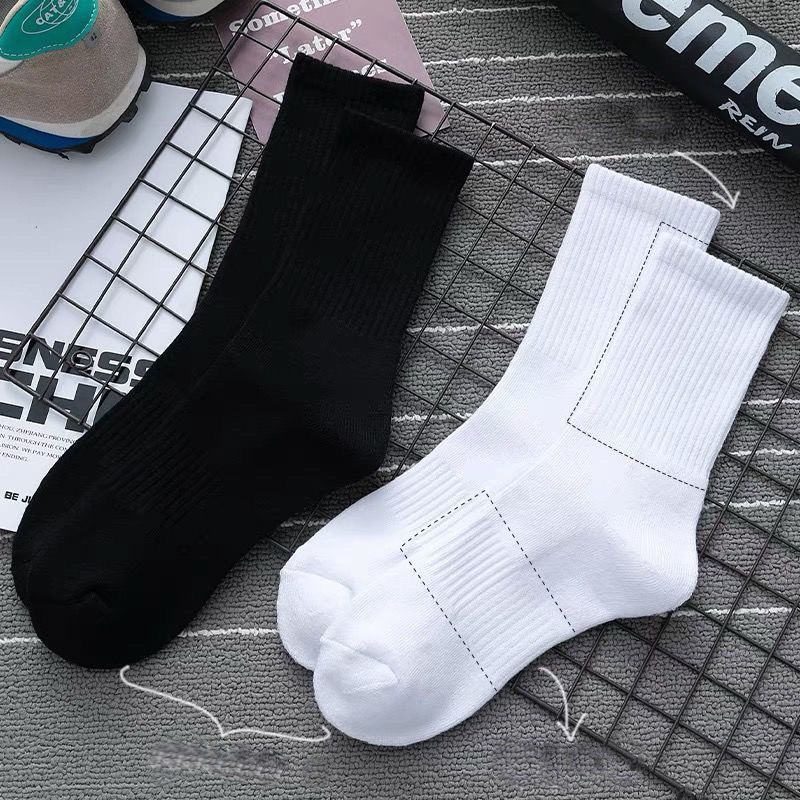 Tất Vớ Cổ Cao Nam Nữ Trắng Đen Phong Cách Unisex Hàn Quốc MRSOCKS VC069
