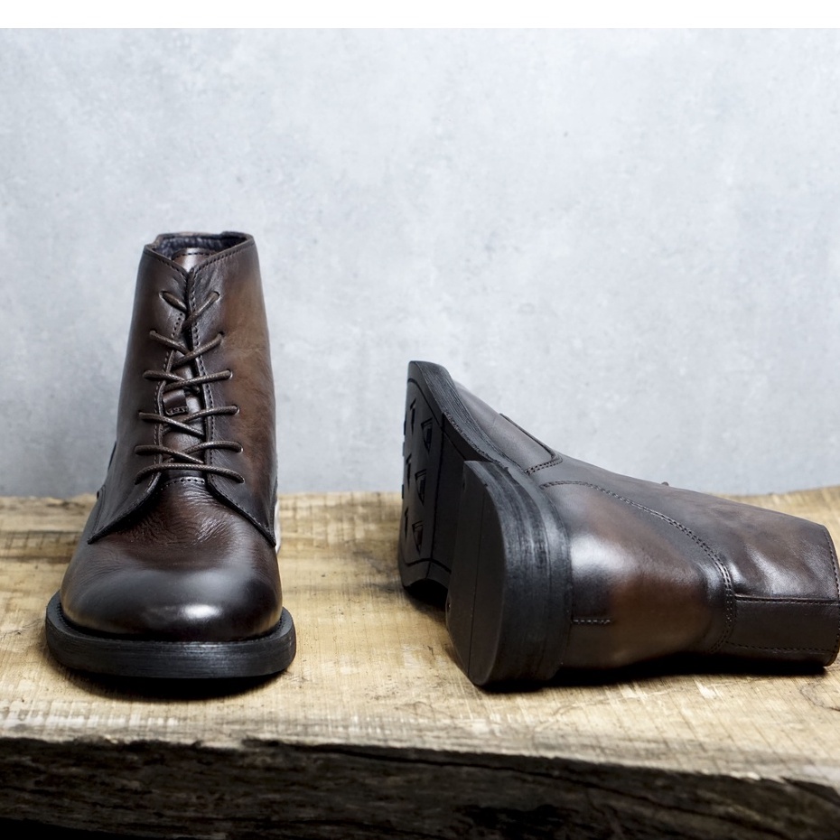 Giày bốt nam da bê màu nâu đậm mũi tròn cao cấp