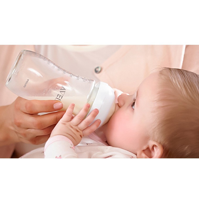 Bình Sữa Thủy Tinh Mô Phỏng Tự Nhiên Philips Avent Natural (120ml / 240ml)