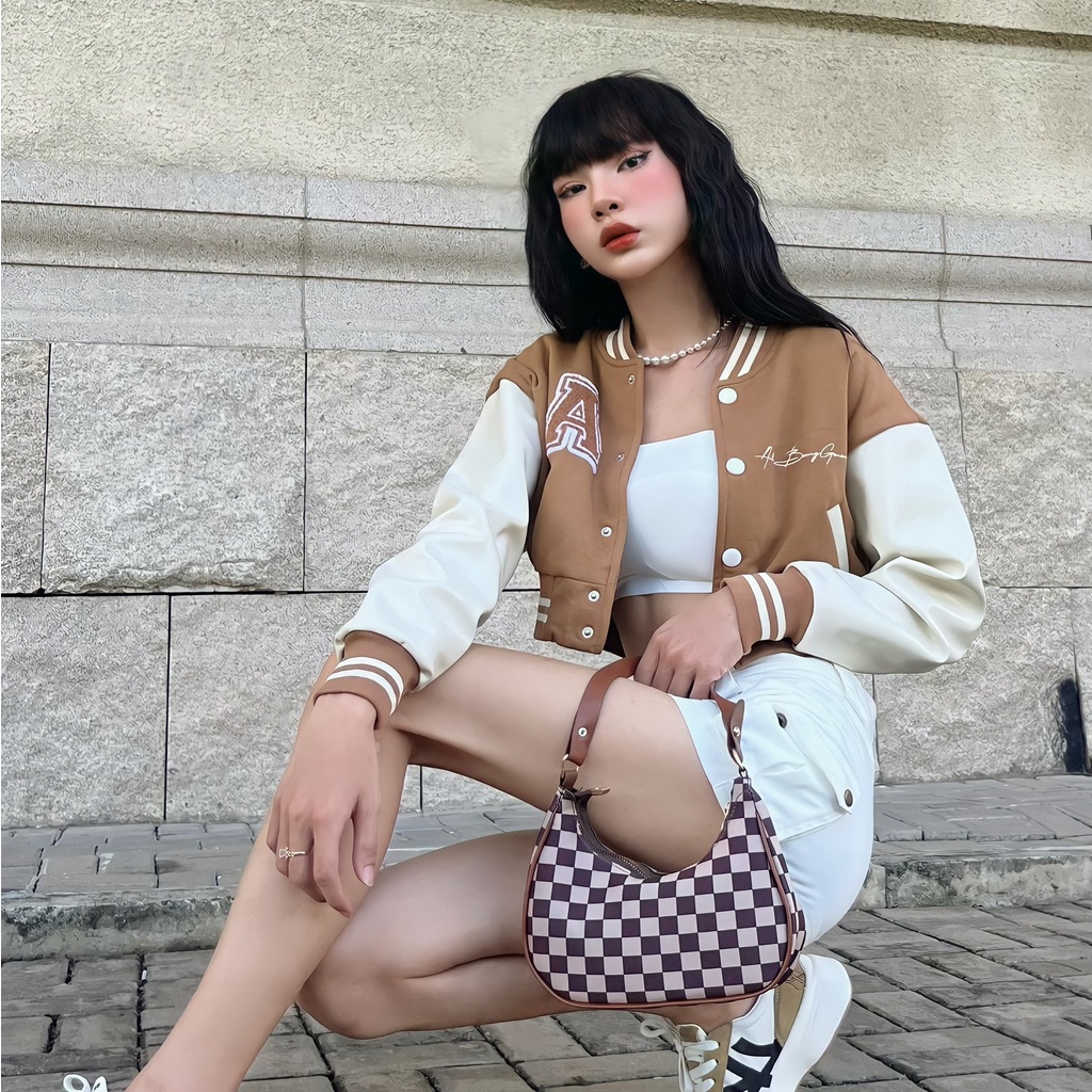 AITHER STUDIO Áo khoác Croptop - Varsity Croptop thêu xù tay da