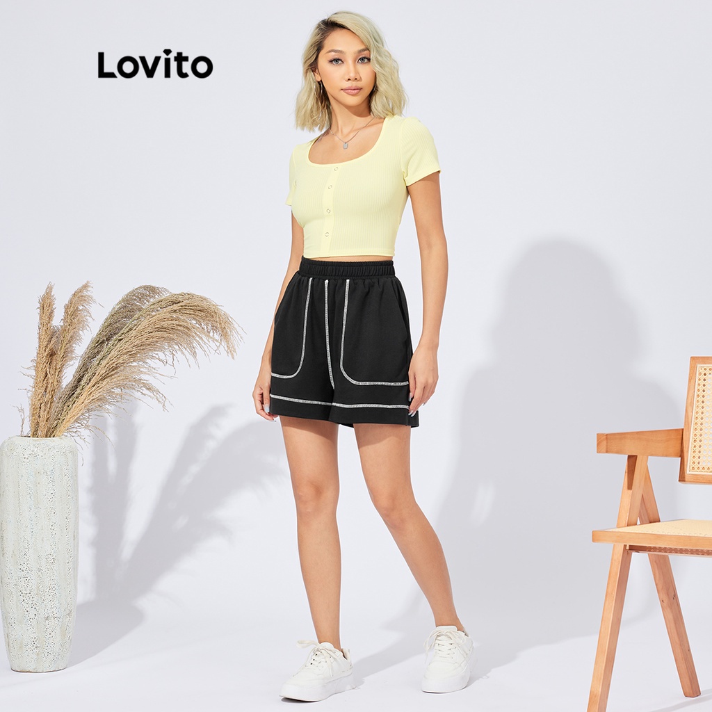 Lovito QuầN Soóc ỐNg RộNg Có Túi Tương PhảN Thông ThườNg L22AD048 (Đen)