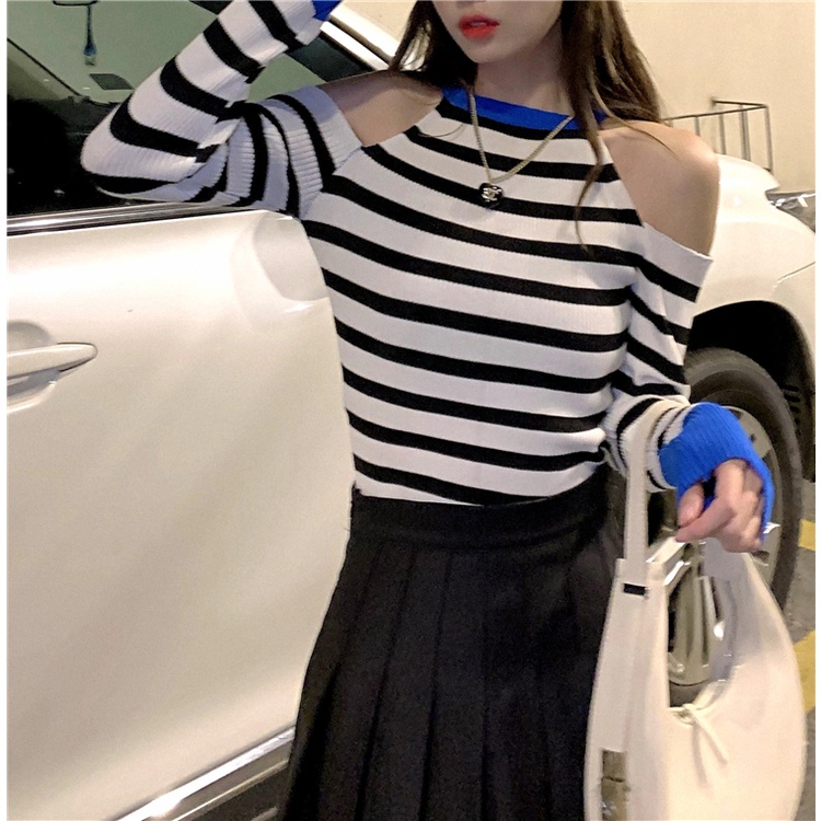 【Hana and Alice】Áo Len Tay Dài Trễ Vai Họa Tiết Kẻ Sọc Thời Trang