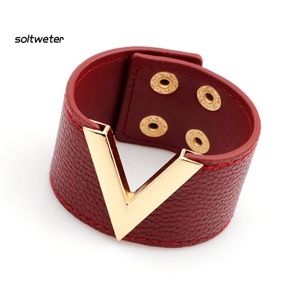 Vòng tay nữ chữ v bản to da giả thời trang