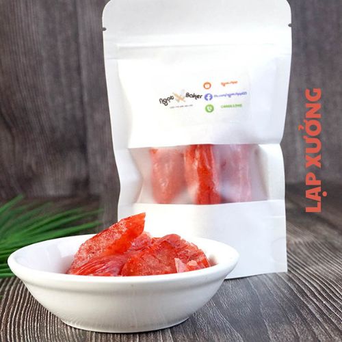 Lạp xưởng thịt làm nhân bánh trung thu siêu ngon 100g, loại thập cẩm, có màu hồng hoặc nâu sậm, vị ngọt.