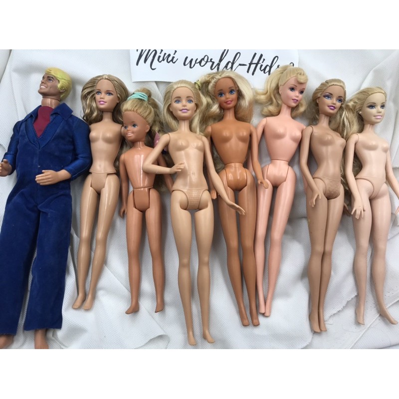 Búp bê Barbie chính hãng tồn kho lỗi B