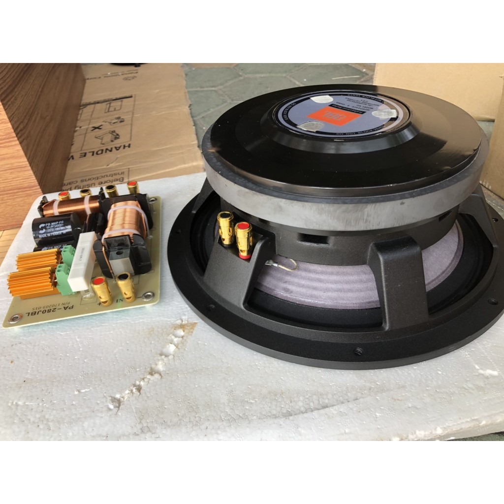 Bass 30 jbl từ 220 coil 100  Loa 30 JBL từ 220 họng 100 công suất lớn