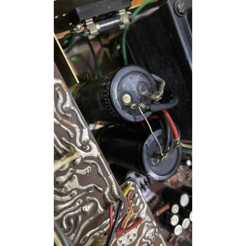 Tăng âm LUXMAN L80V