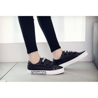 Giày sneaker nữ