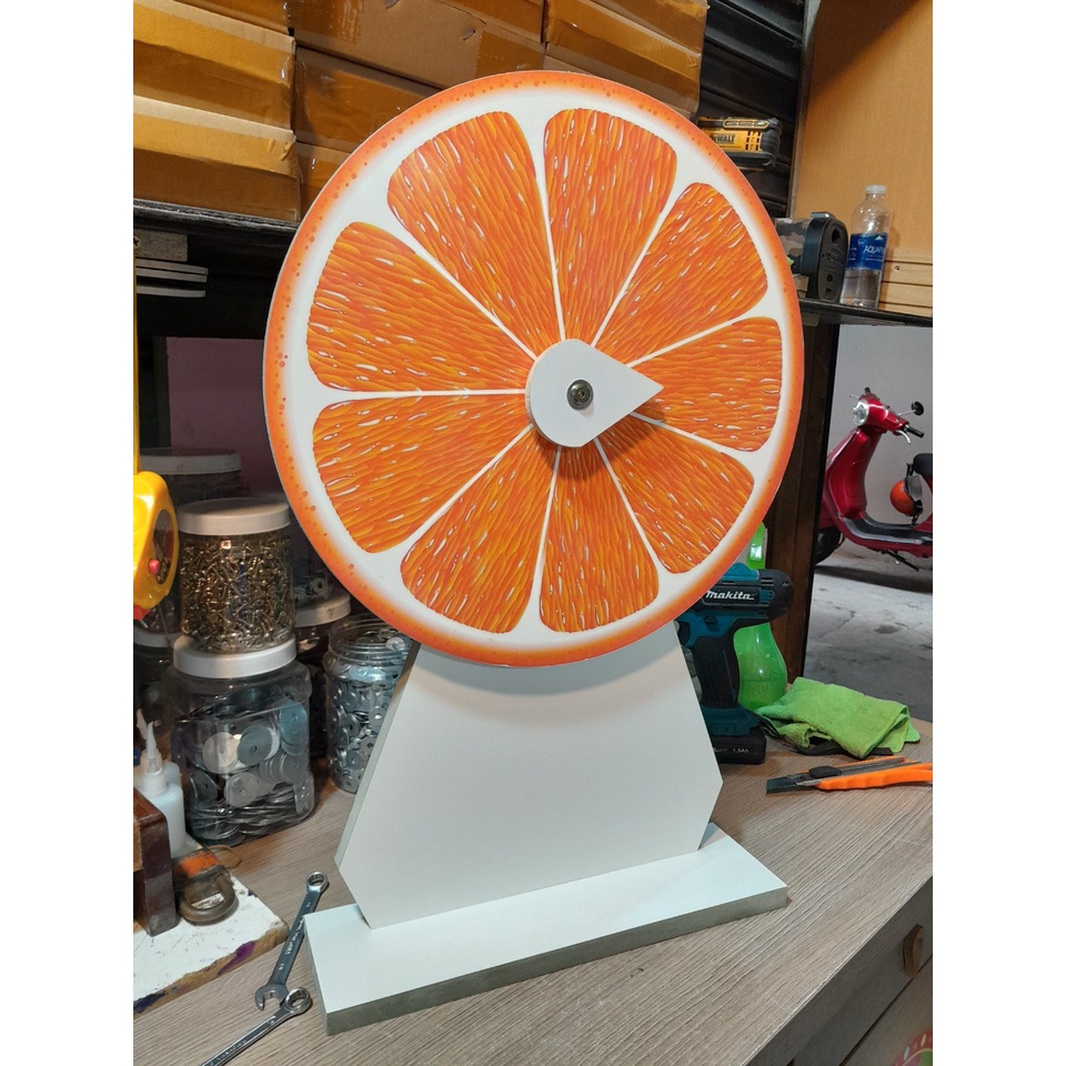 Vòng quay Kỳ Diệu 9 O size 40cm cao 60cm