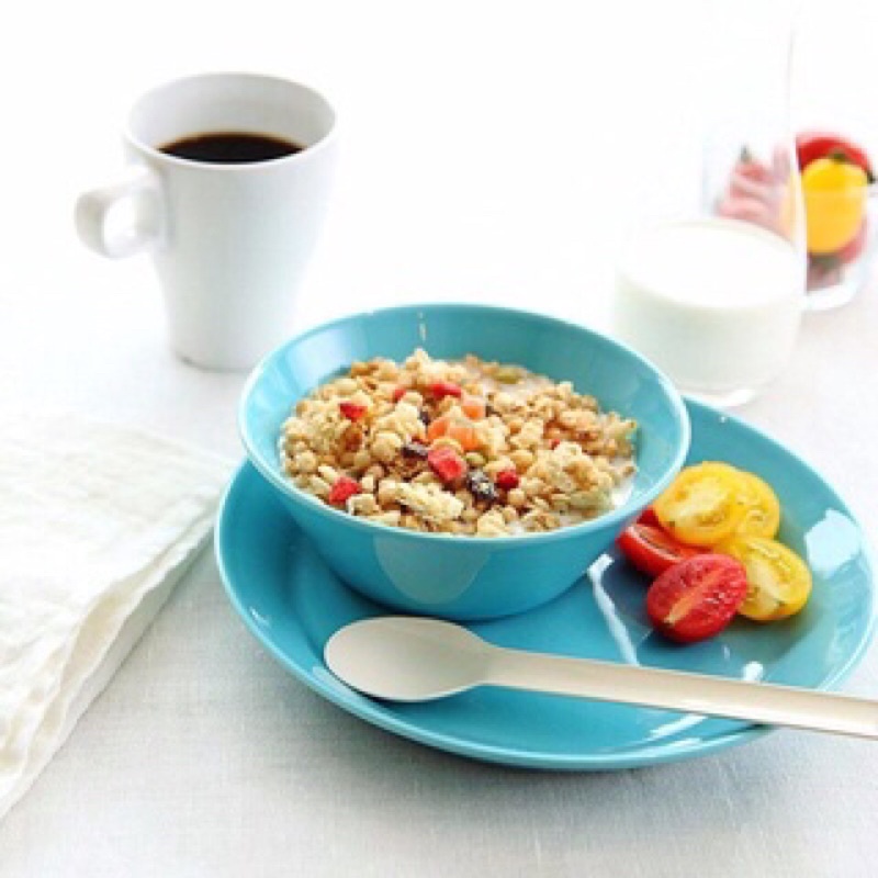 NGŨ CỐC CALBEE GÓI TRẮNG 600GR ÍT ĐƯỜNG GIẢM CÂN NHẬT BẢN - HỖ TRỢ GIẢM CÂN - DATE 01/2024