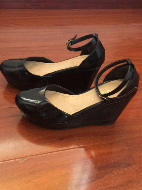 Thanh lý giày size 35