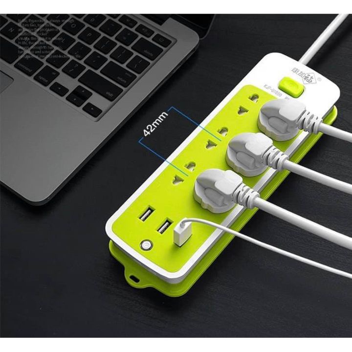 Ổ cắm điện đa năng chống giật chịu tải 2500W tích hợp 3 cổng USB sạc điện thoại chất liệu nhựa cao cấp an toàn Angola