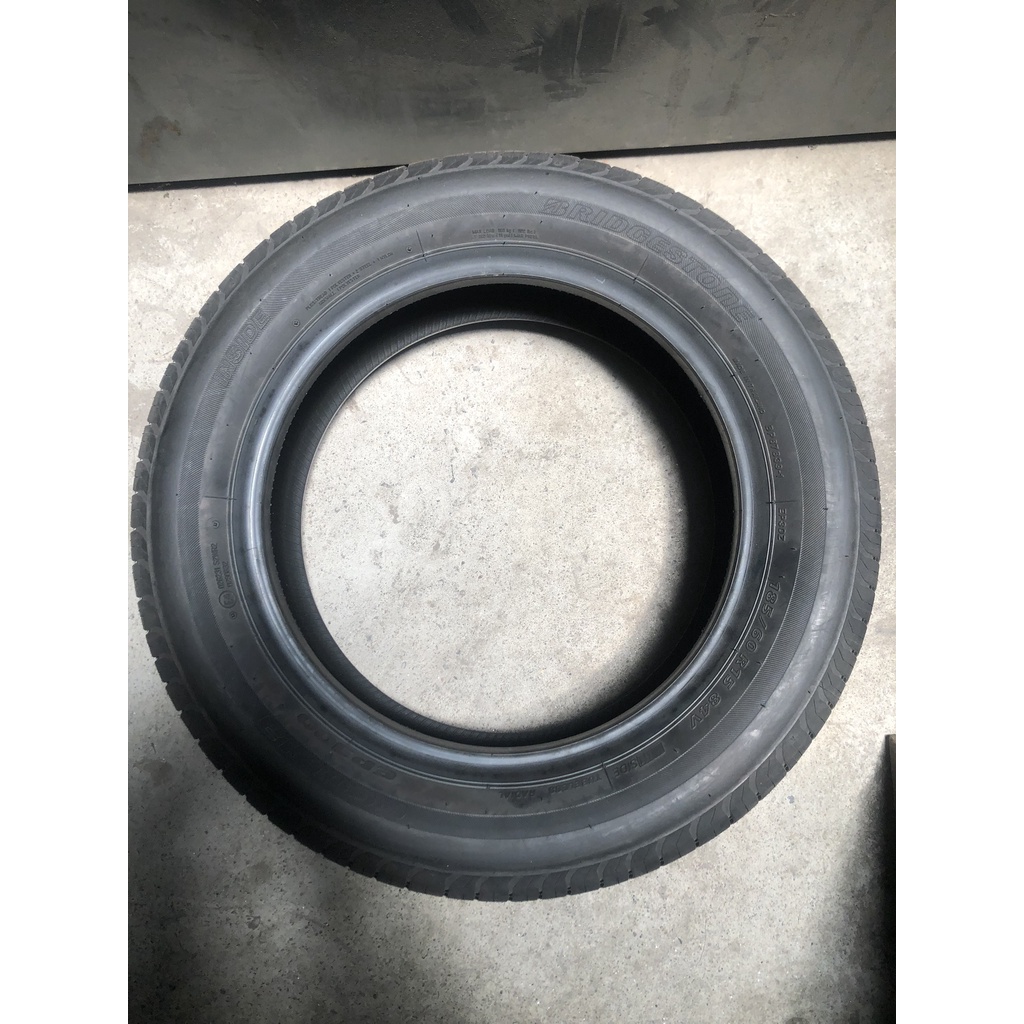 Lốp Bridgestone 185/60R15 EP300