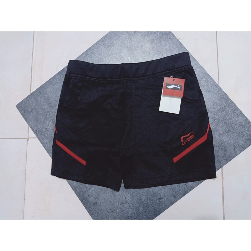 Quần cầu lông Lining nữ 100% chất thun poly.