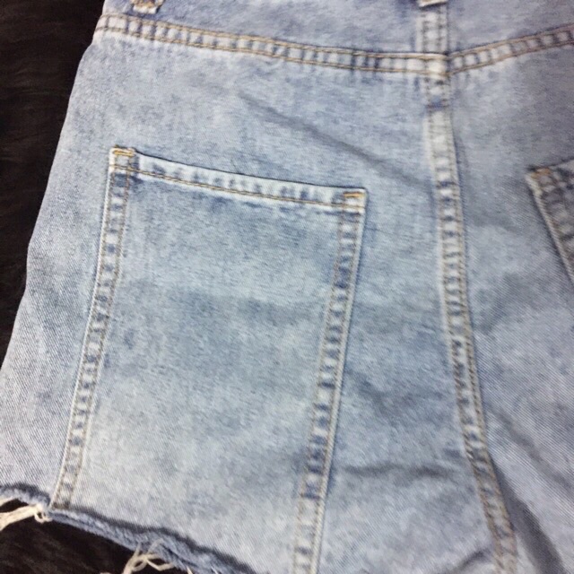 Xả thanh lý Short bò đính đá free size dưới 53kg.
