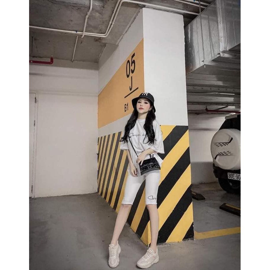 Bộ thể thao nữ lửng thêu chữ Filght mode | BigBuy360 - bigbuy360.vn