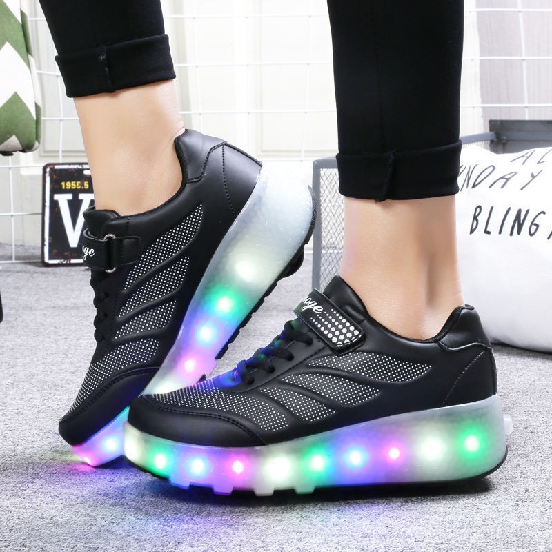 Bánh xe đôi Heelys chống thấm nước mới có đèn Giày thể sạc lại trượt băng dành cho nam và nữ trẻ em