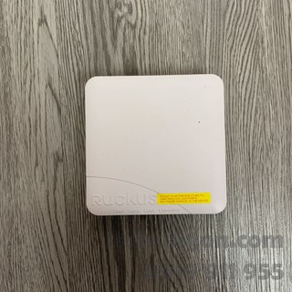 Bộ phát wifi gắn tường Ruckus 7055, 4 cổng LAN, PoE
