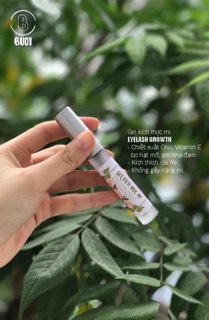 Dưỡng dài và dày mi