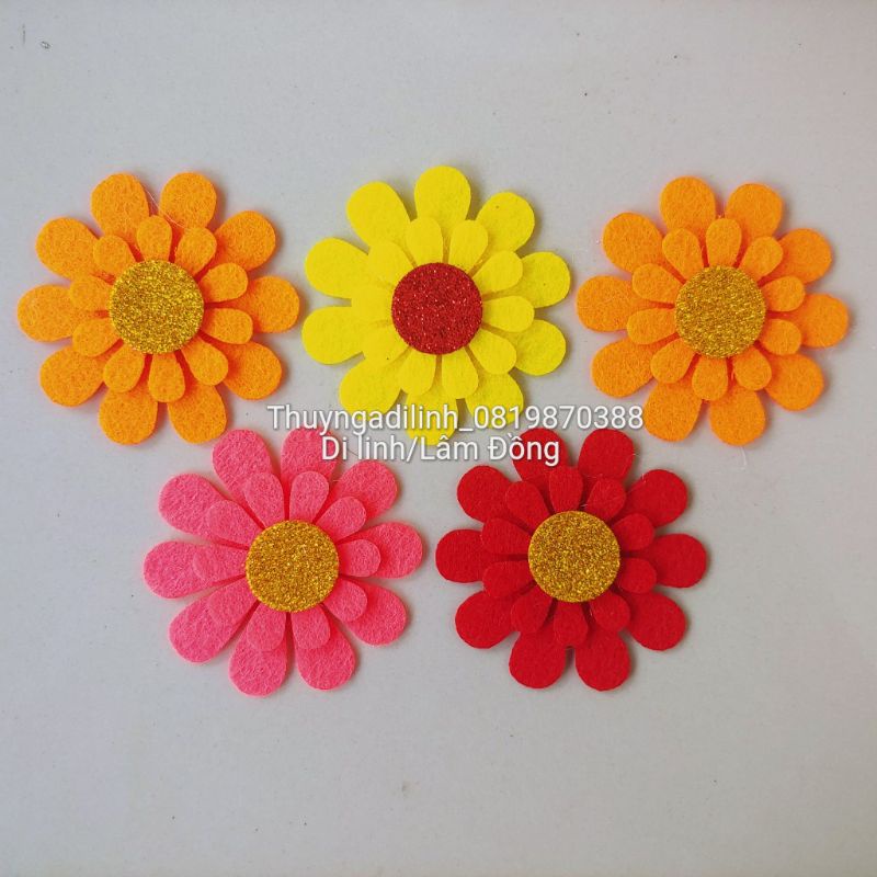 Túi 5 hoa nhụy kim tuyến cánh tròn 6cm