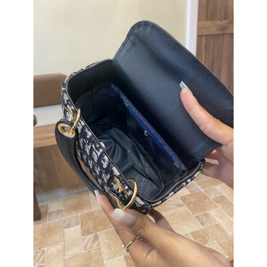 Túi đeo chéo Lady vải dệt thổ cẩm thời trang 2022