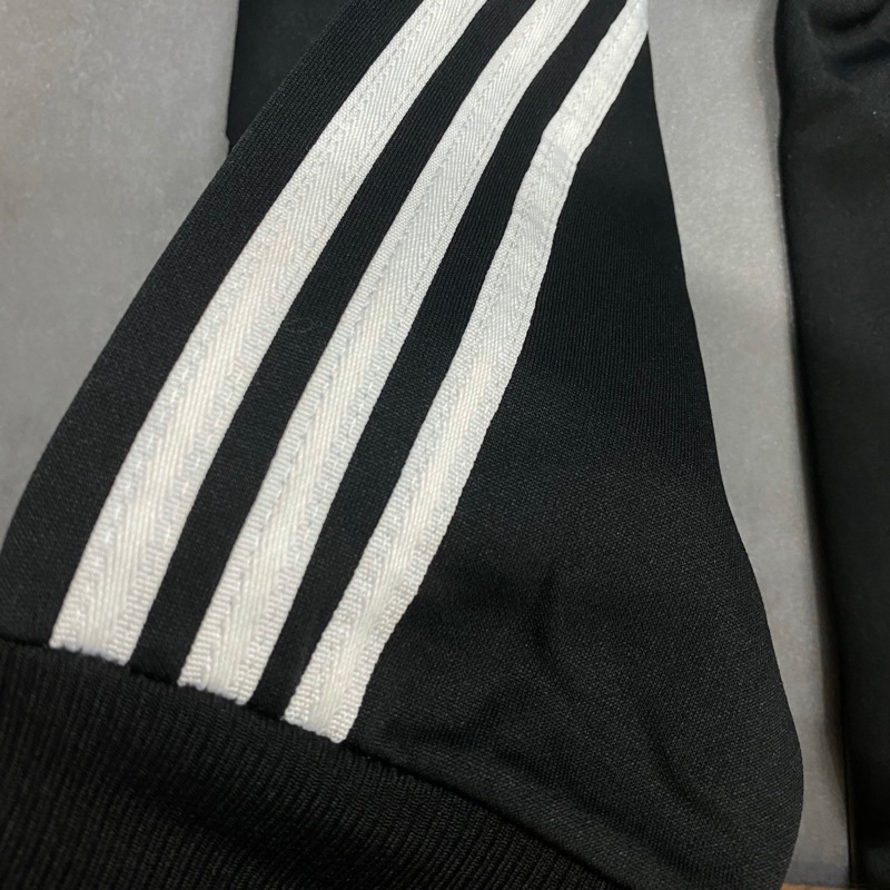 Áo khoác 3 line Adidas