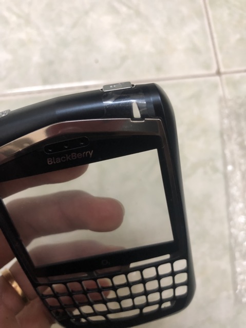 Khung Mặt Trước Mặt Kính Blackberry 8700