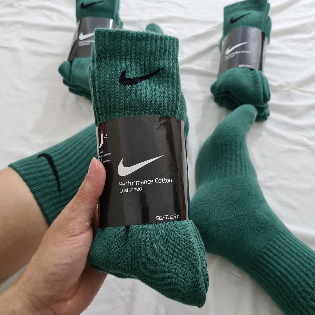 Pack 3 đôi tất thể thao Nike cao cổ màu Green Mã 1 - Free ship + Quà tặng Loved socks by TatsTats.vn