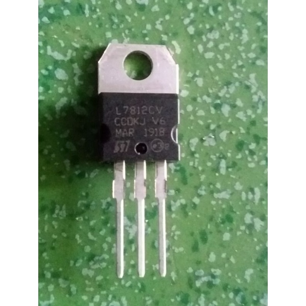 10 IC-L7812CV