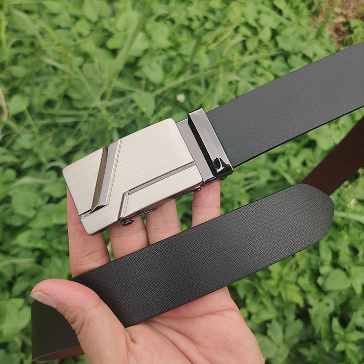 Thắt Lưng Nam Dây Nịt Nam Khóa Con Lăn Sang Trọng Dùng Cho Người Dưới 90kg Có Đủ 2 Màu Đen Và Nâu