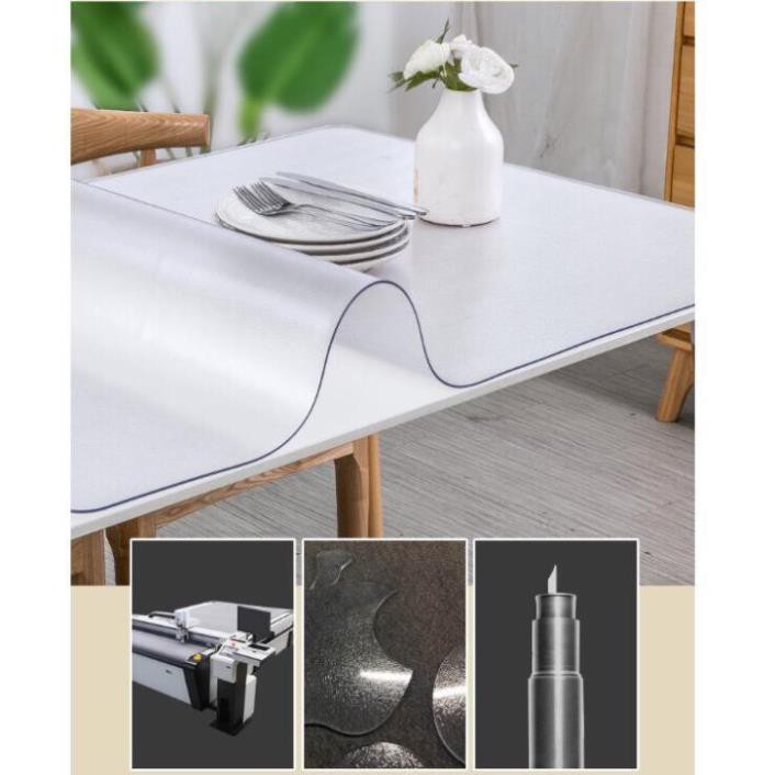 Tấm nhựa dẻo trong suốt trải bàn - tấm kính dẻo trải bàn trang trí dày 1.5mm