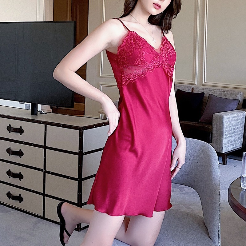 Đầm Ngủ Vải Lụa Lạnh Hở Lưng Quyến Rũ Cho Nữ