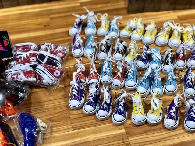 Cao su chân chống nghiêng mẫu đôi giày cho xe máy bảo vệ chân