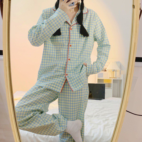 Bộ ngủ pijama dài tay họa tiết kẻ ô viền màu bo chân vải cotton