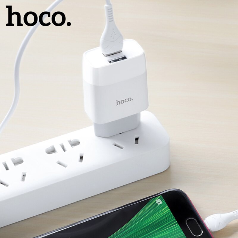 Bộ sạc Hoco C73A 2 cổng sạc nhanh 2.4A ( kèm cáp lightning )