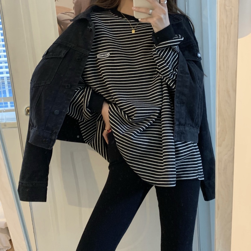 Áo thun tay dài họa tiết kẻ sọc ngang phong cách Hàn Quốc cổ điển cá tính | BigBuy360 - bigbuy360.vn