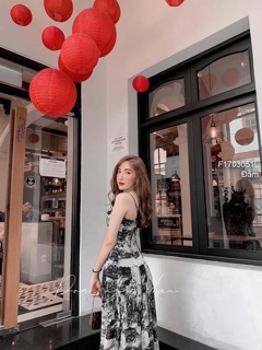 Đầm lụa xòe loang màu cúp ngực 2 dây